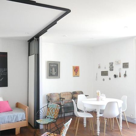 Surprenantes - La Biscuiterie Apartment Exterior foto
