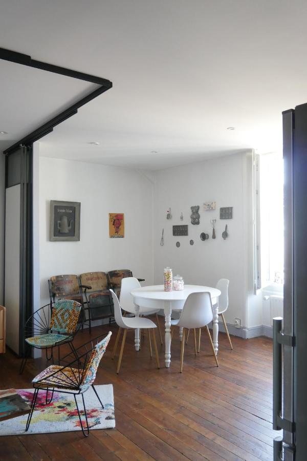 Surprenantes - La Biscuiterie Apartment Exterior foto